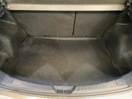 YARIS S MT 2019- imgN°5