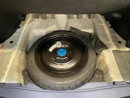 YARIS XLS 4P CVT 2024- imgN°6